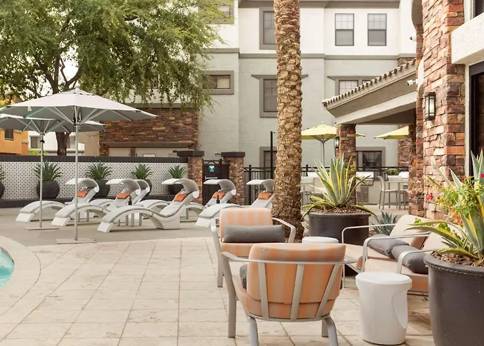 Two Cozysuites With Pool Jacuzzi In 10&03 Apartment *