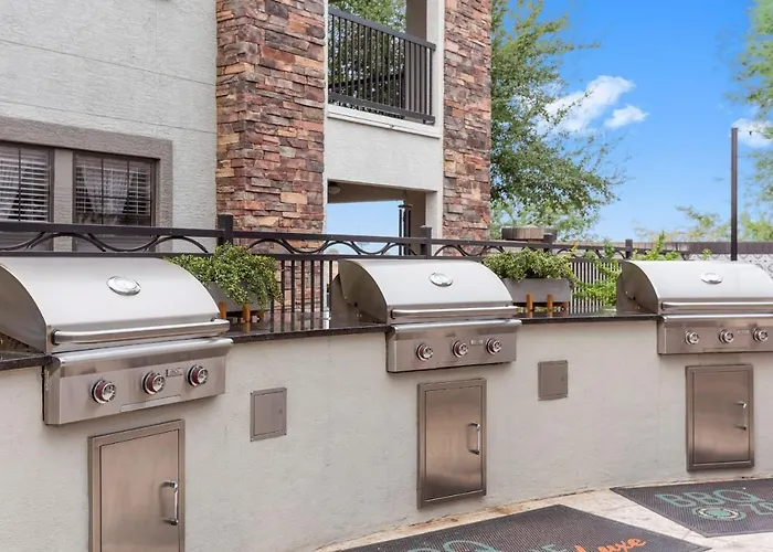 Two Cozysuites With Pool Jacuzzi In 10&03 Apartment Glendale