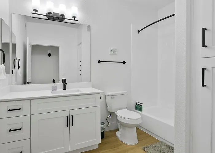 Two Cozysuites With Pool Jacuzzi In 10&03 Apartment