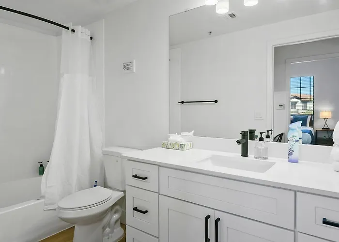 Two Cozysuites With Pool Jacuzzi In 10&03 Apartment Glendale