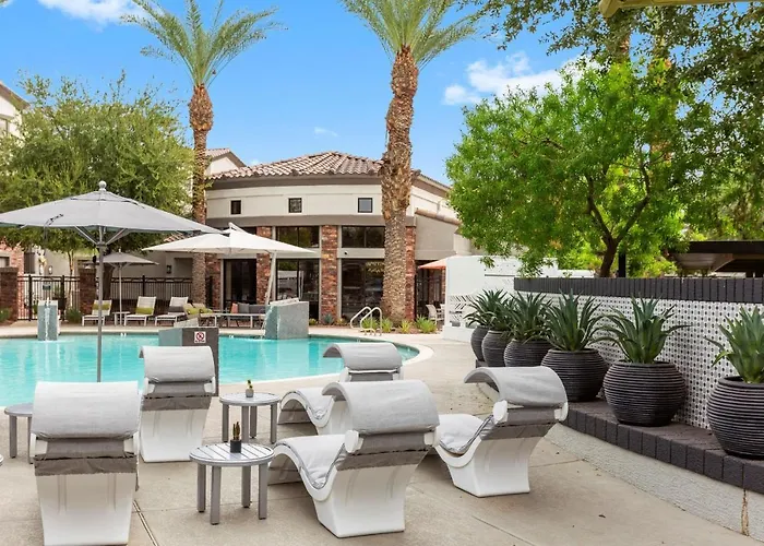 Two Cozysuites With Pool Jacuzzi In 10&03 Glendale