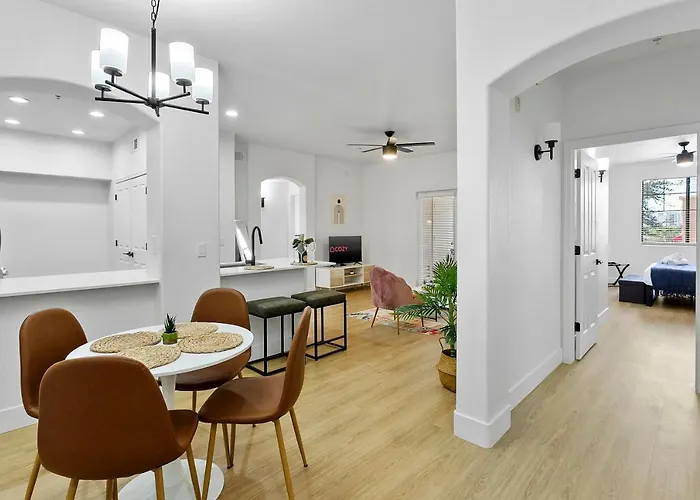 Apartment Two Cozysuites With Pool Jacuzzi In 10&03 Glendale